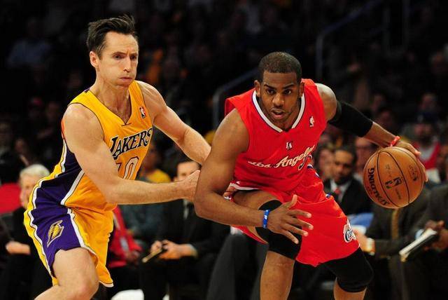 攻防转换中 攻防转换中